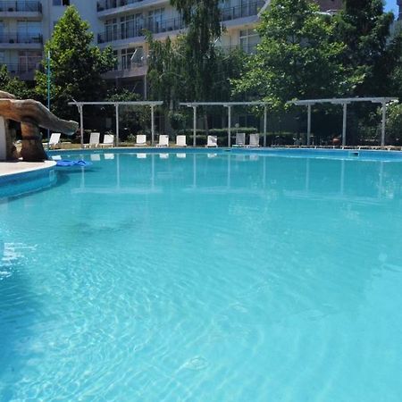 Yves 2 Bed Apart At Sun Village Sunny Beach Not Far Away From The Sea Exterior photo