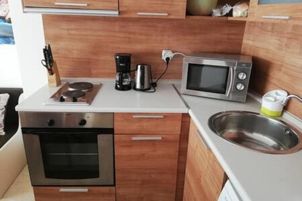Yves 2 Bed Apart At Sun Village Sunny Beach Not Far Away From The Sea Exterior photo