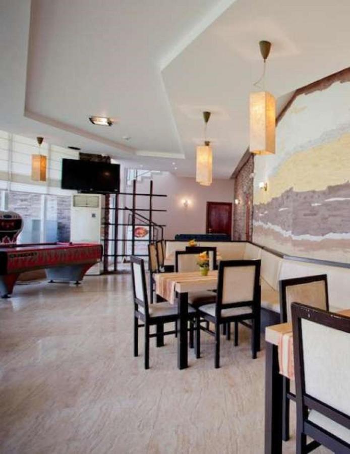 Yves 2 Bed Apart At Sun Village Sunny Beach Not Far Away From The Sea Exterior photo