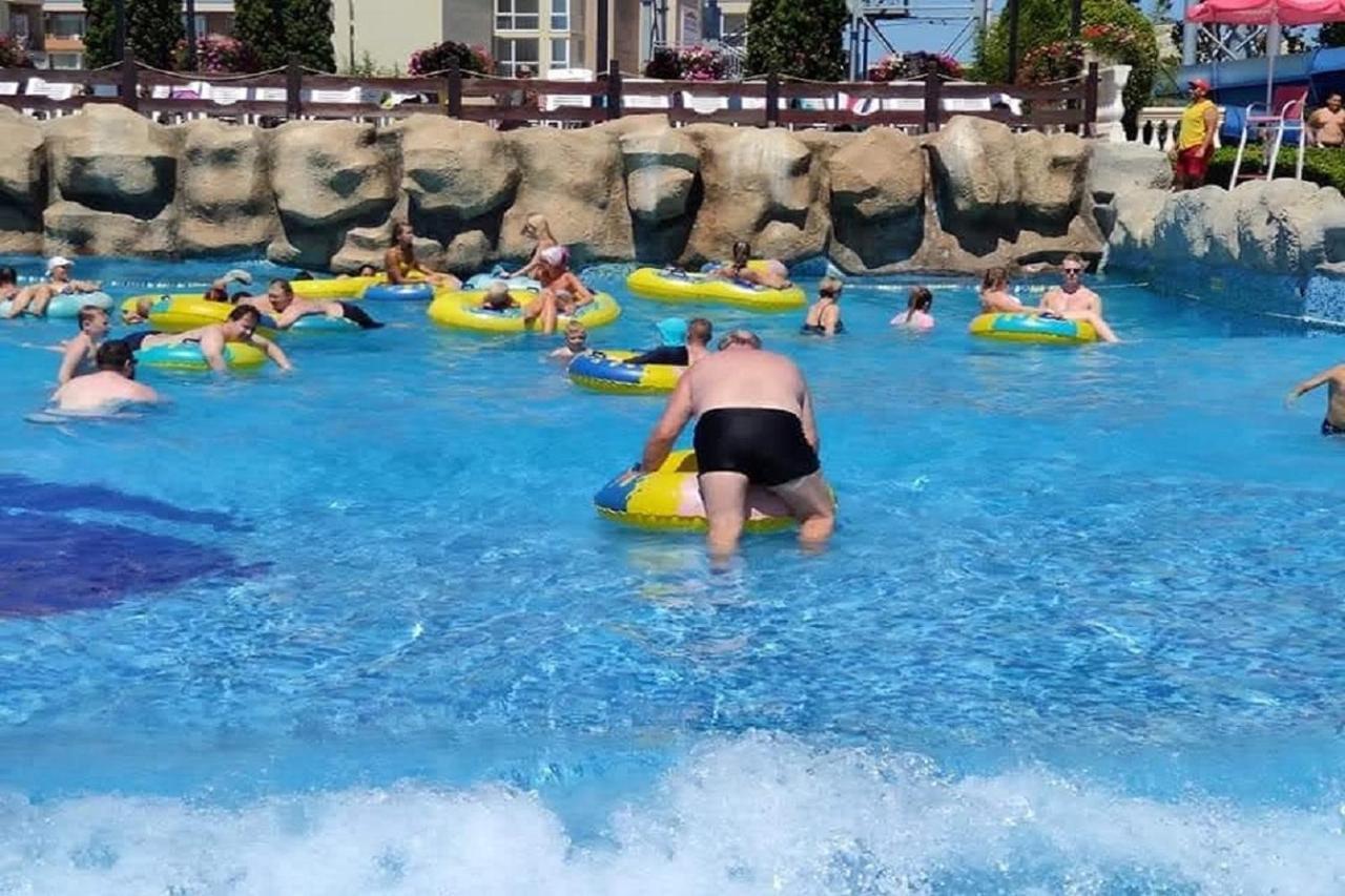 Yves 2 Bed Apart At Sun Village Sunny Beach Not Far Away From The Sea Exterior photo