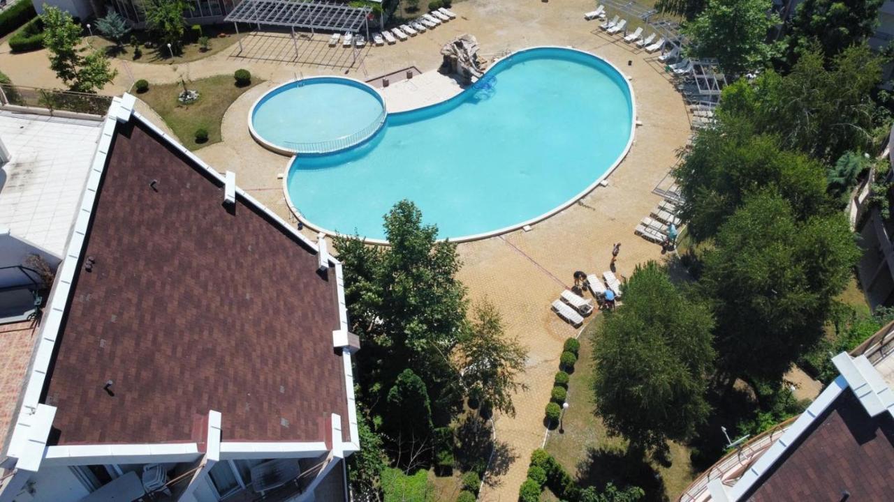Yves 2 Bed Apart At Sun Village Sunny Beach Not Far Away From The Sea Exterior photo